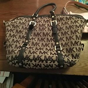 Black and tan MK Purse